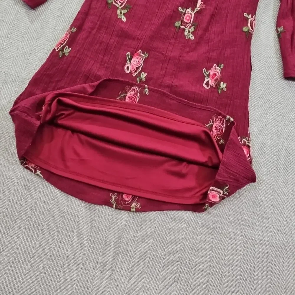 Fig and Flower Women's Medium Red Smock With Rose Embroidery Ruffled Sleeves EUC